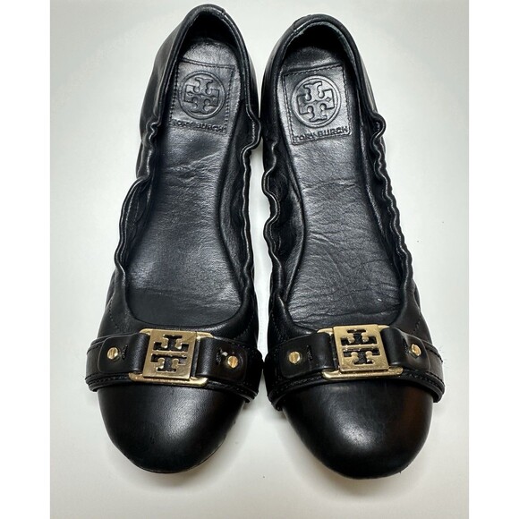 TORY BURCH Ambrose Ballet Flat Black Leather Gold Logo Slip On Stretch Shoes 8.5 - Picture 1 of 14